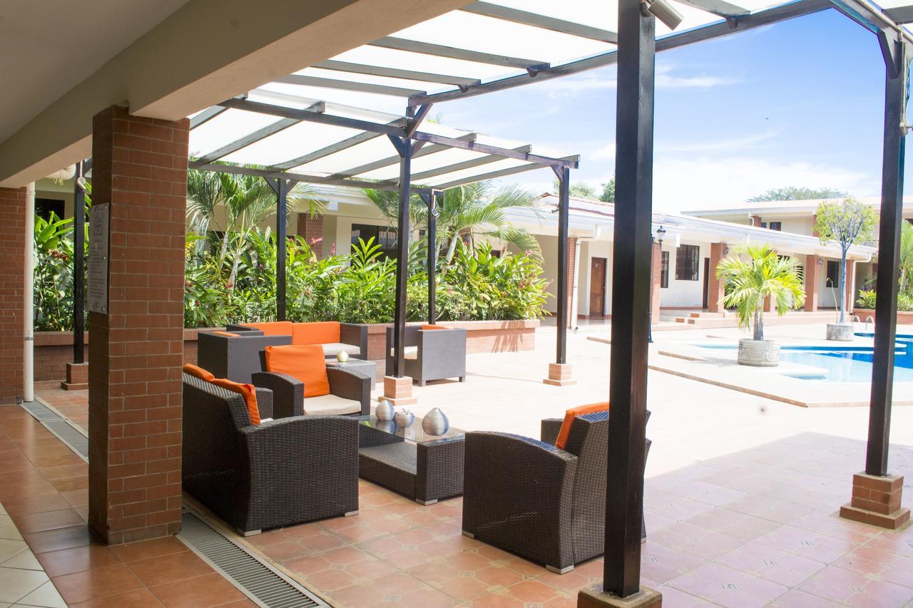 Farallones Hotel Chinandega Eksteriør billede